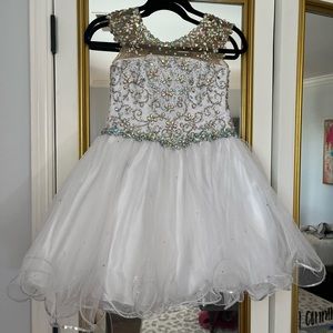 Size 8 White Ritzee girl formal dress
